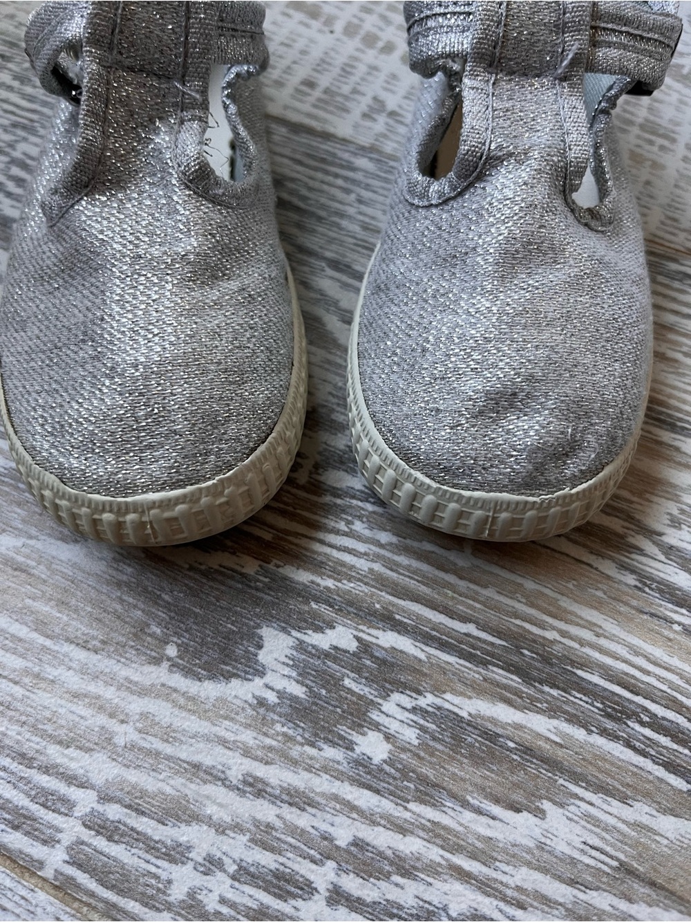 Cienta Silver Glitter Kids Shoes - Slip-On Mary Jane button snap Size 27 C - Picture 6 of 6